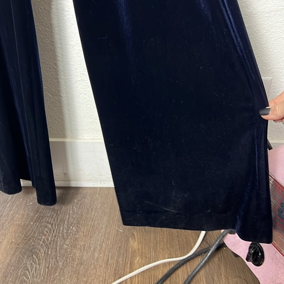 Alex Marie Beth Navy Velvet Jumpsuit Size 14 Faux Wrap Cap Sleeve - Picture 11 of 11